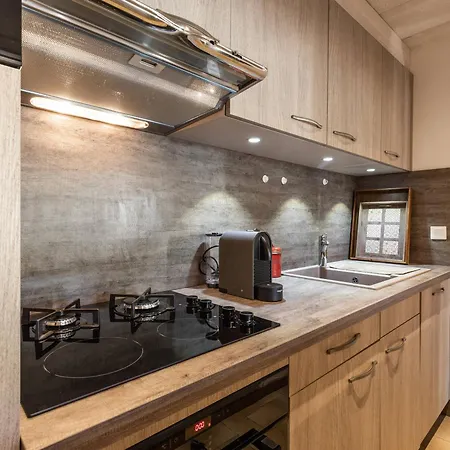 Διαμέρισμα 3★ A : Proche Pistes, Cheminee, Mezzanine, Garage - Fr-1-304-259